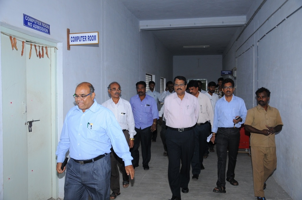 SKU VC Prof.Kuderu Rajagopal inspecting Post Graduate Examinations Section